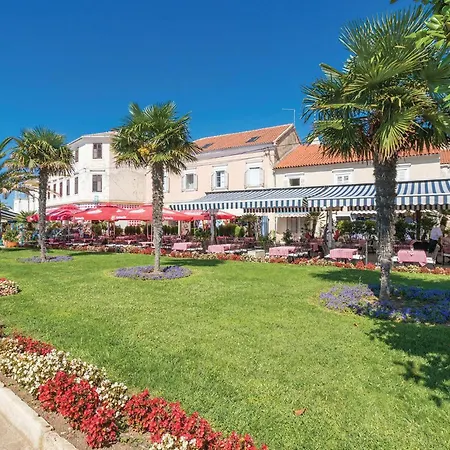 Cozy In Sveti Filip i Jakov